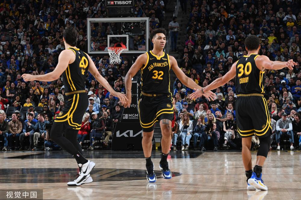 一个关键时 一个关键时