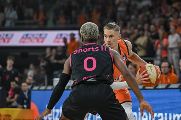 对于这位即 对于这位即