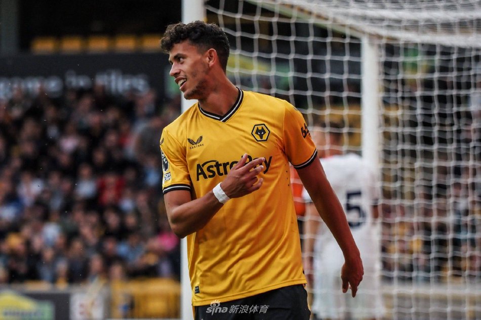 面对财政红 面对财政红